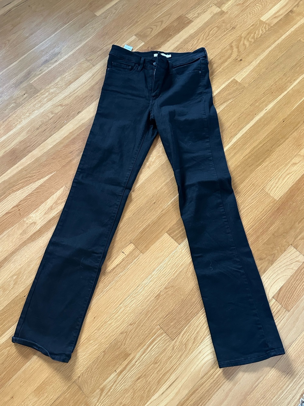 Classic Black Straight-Leg Jeans Stretch